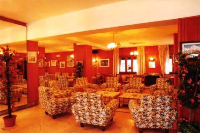 Hotel Savoia Debili Oulx Esterno foto